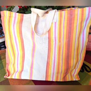 Aerie tote / beach bag